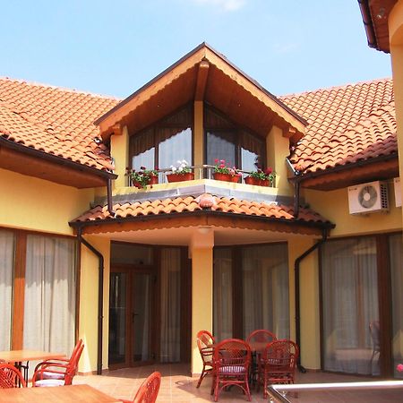 Hotel Queen Aydemir المظهر الخارجي الصورة